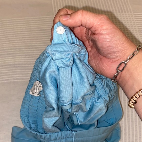 Lululemon shorts - Picture 6 of 6